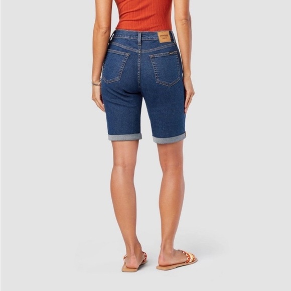 DENIZEN® from Levi's Women's Vintage High-Rise 9" Shorts - Blue Distraction - Picture 1 of 5